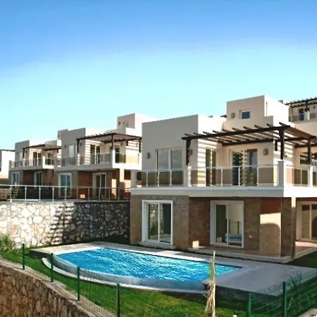 Royal 3+1 Villa Bogazici