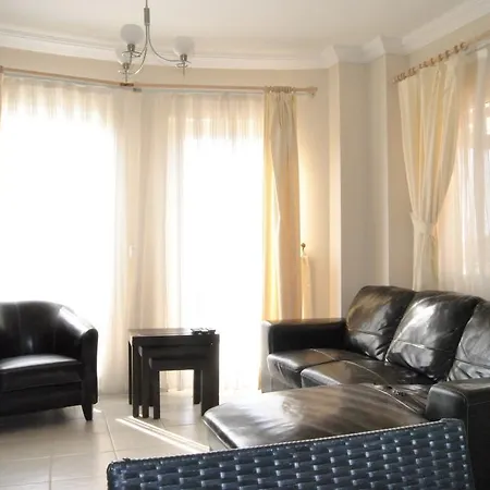 Royal 3+1 * Bogazici